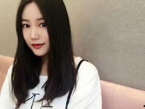 在线视频国产主播色,色艺双全，魅力四射的直播新时代